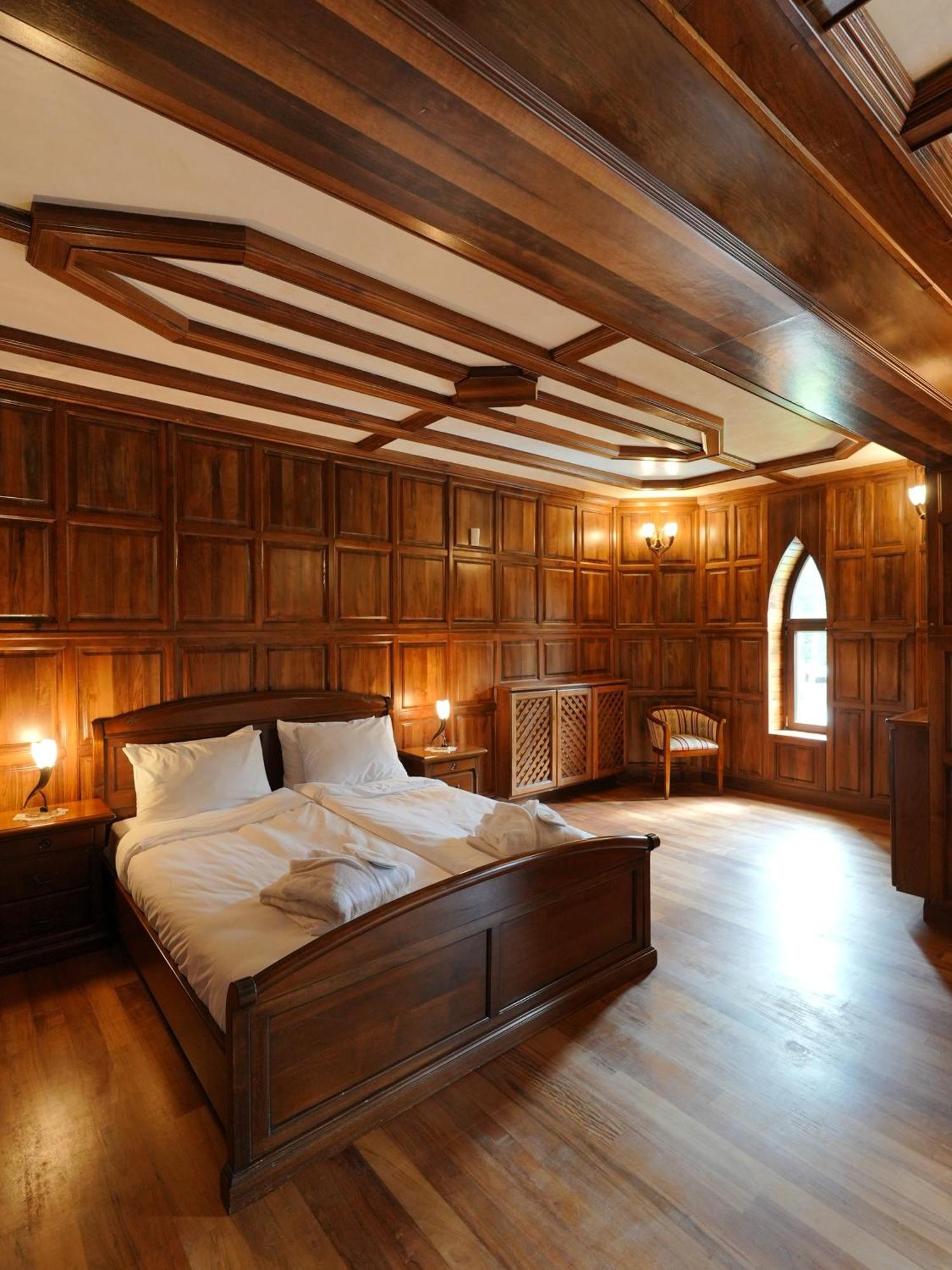 The Castle - Your Unique Way Of Retreat بوروفتس المظهر الخارجي الصورة